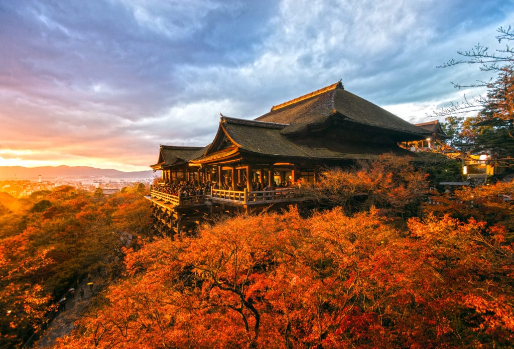 جاذبه های گردشگری ژاپن - معبد Kiyomizu-dera