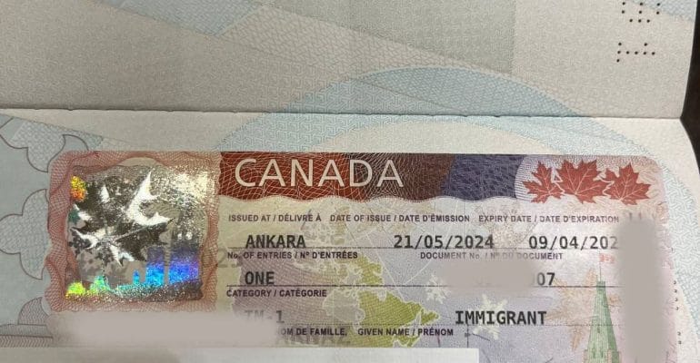 نمونه ویزای کانادا