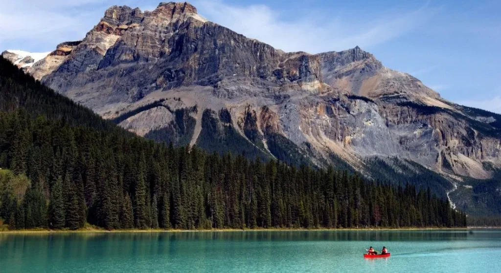 دریاچه زمرد