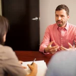 مصاحبه کردن در جلسه