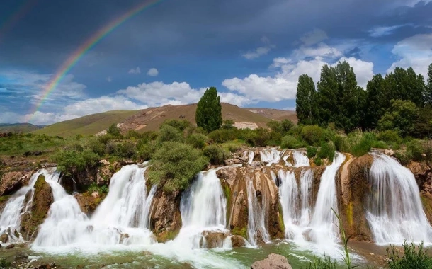آبشار مرادیه در ترکیه 