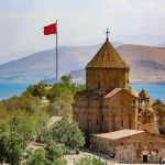 بنای تاریخی در شهر وان