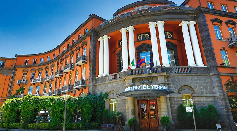 گراند هتل ایروان ارمنستان 