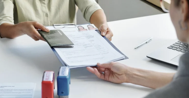 مدارک برای گرفتن ویزا